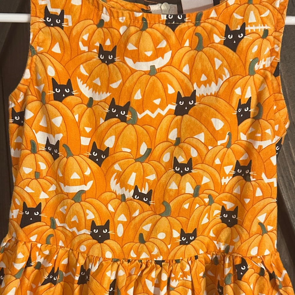 Retrolicious Pumpkin Pattern Dress - Picture 3 of 6